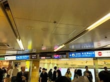 阪神梅田駅東口改札からホワイティ梅田